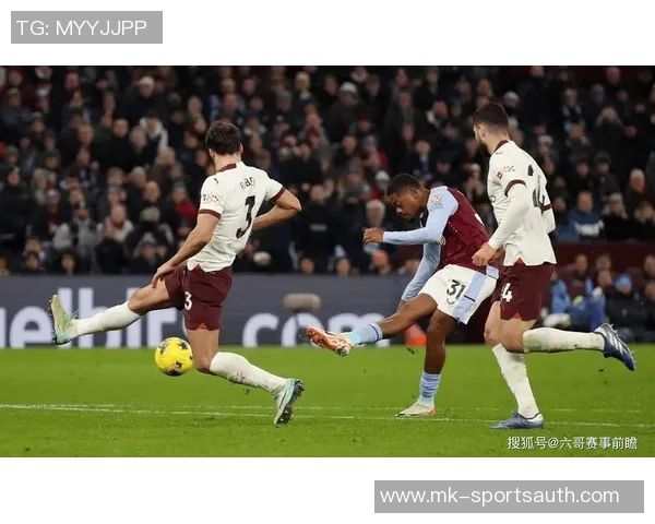 英超激战那不勒斯点球大战险胜曼联十大精彩进球回顾