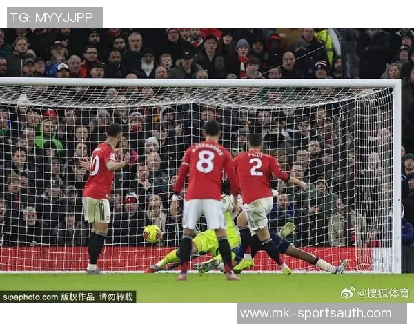 中超联赛精彩对决巴萨与曼联战成平局乌龙球引发全场热议