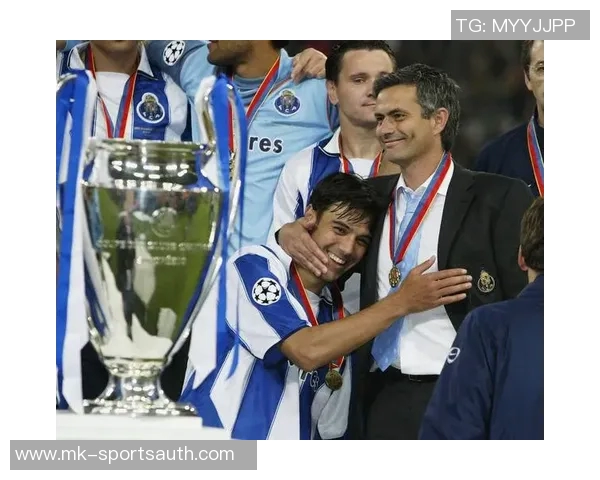 欧冠激战波尔图与曼联战平点球大战引发全场热议与转会传闻