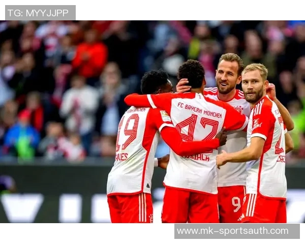 中超精彩对决里昂与拜仁战成平局帽子戏法引发全场热潮解析战术细节