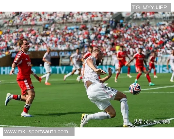 切尔西友谊赛大胜拜仁五球狂潮引发转会市场热议