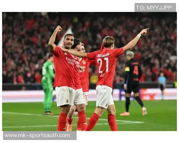 友谊赛精彩纷呈拜仁与波尔图战成平局点球大战引发全场热烈反响